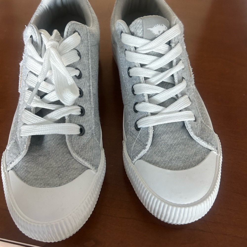 Rocket Dog Gray and White Sneakers